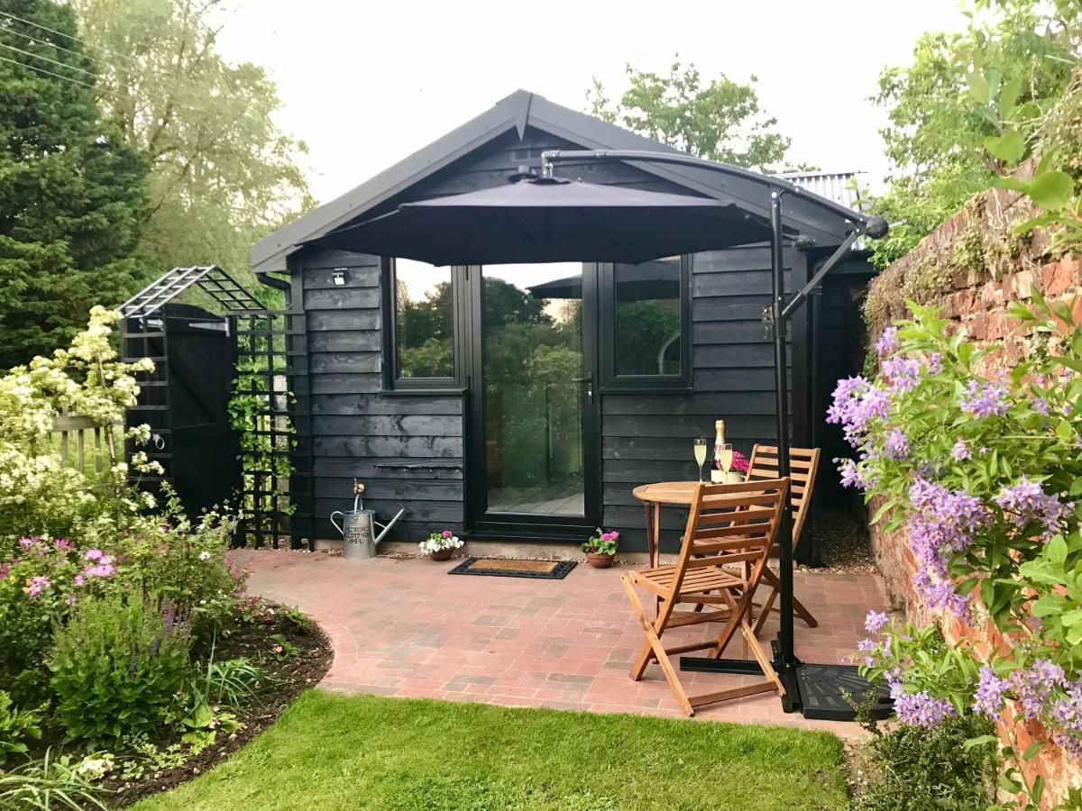 Melford Allotment Shed-Vintage Lodge Suffolk Long Melford Bagian luar foto